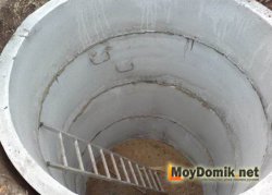 Колодца из бетонных колец Колодца из бетонных колец