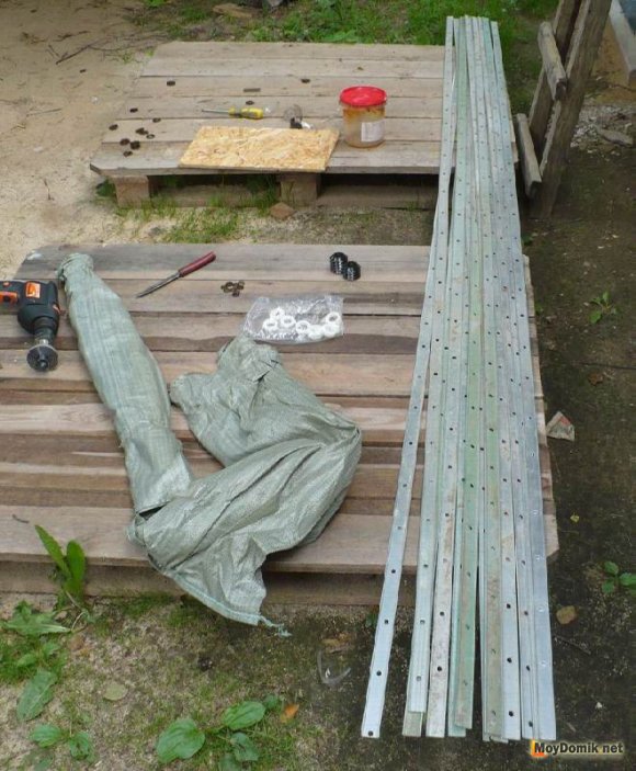 Прижимные планки для поликарбоната Прижимные планки для поликарбоната