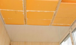Установка пенополистирола при утеплении балкона Установка пенополистирола при утеплении балкона