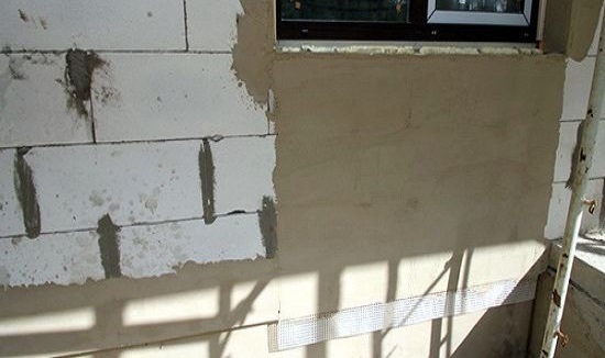 Технология нанесение штукатурки на пенобетон Технология нанесение штукатурки на пенобетон